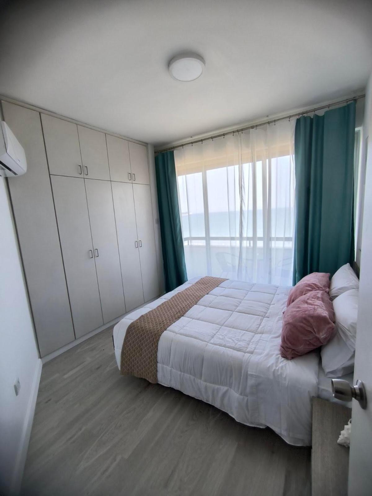 Sunorama Beach Garden - Seaview Larnaca Bagian luar foto